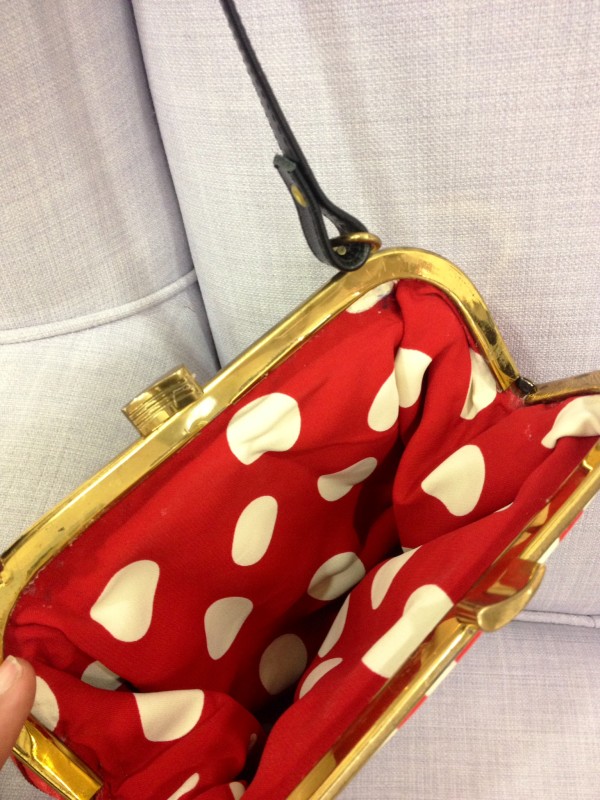 Smilingischic, fashion blog, Marina Santaniello, borse, made in Italy, red, kiss